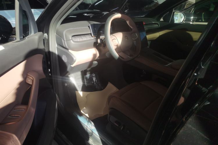 Used Nio ES6 2024 75 kWh
