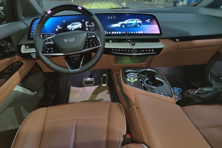 Used Cadillac OPTIQ 2024 Four-Wheel Drive Long-Range Version
