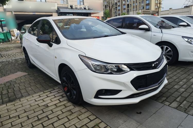 Used Chevrolet Cruze 2018 Redline 320 Automatic Xuanfeng Urban Edition Front Right 45 Deg