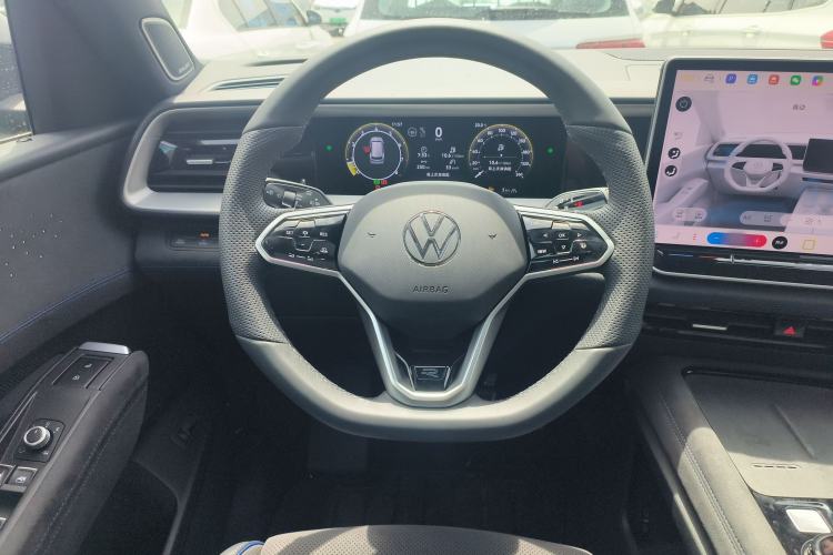 Used Volkswagen Teramont 2025 Tiguan Pro 450TSI Four-Wheel Drive Summit Edition
