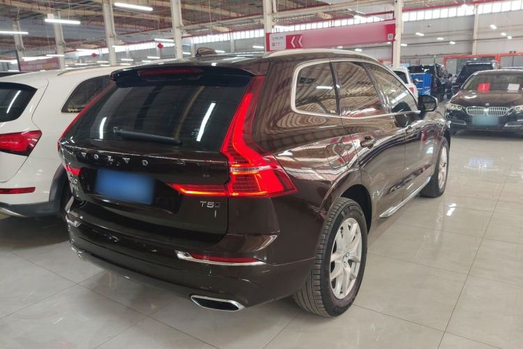 Used Volvo XC60 2021 T5 4x4 Smart Luxury Edition