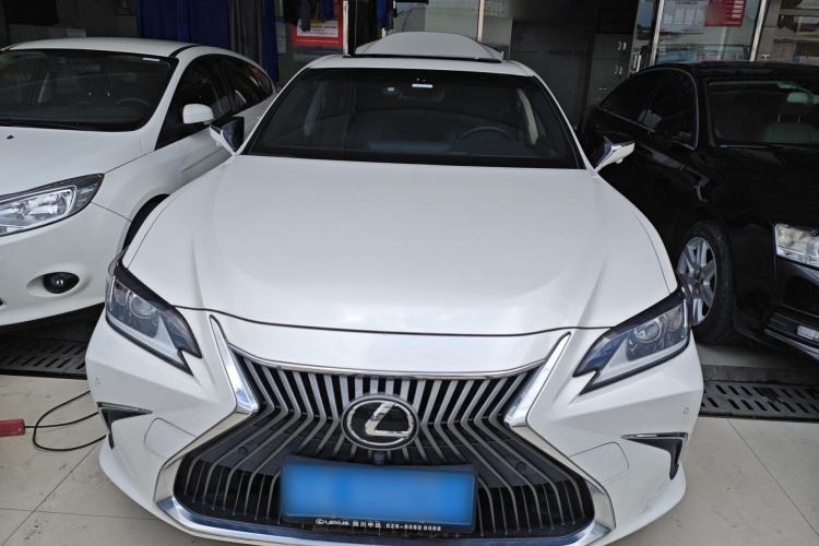 Used Lexus ES 2020 200 Excellence Edition