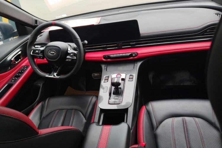 Used GAC Trumpchi EMPOW 2021 270T DCT J16 Version Center Console