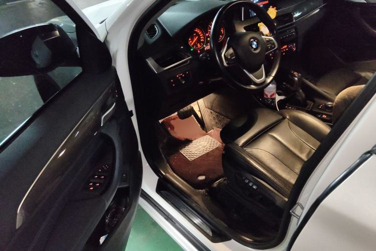 Used BMW X1 2018 sDrive18Li Luxury Model
