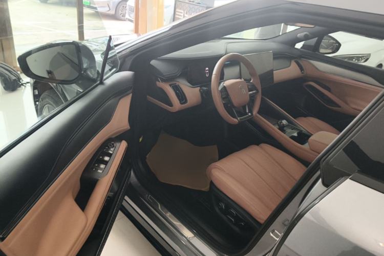 Used BYD Song L EV 2024 550 km Excellence Version
