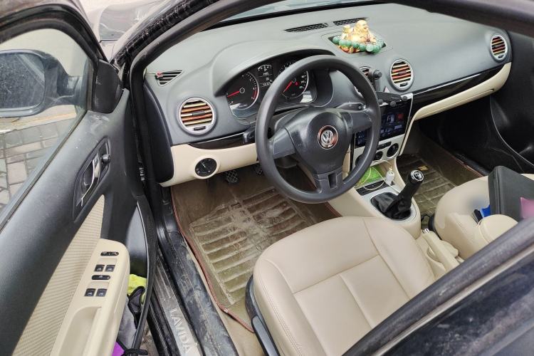 Used Volkswagen Lavida 2011 1.6L Manual Joy Version
