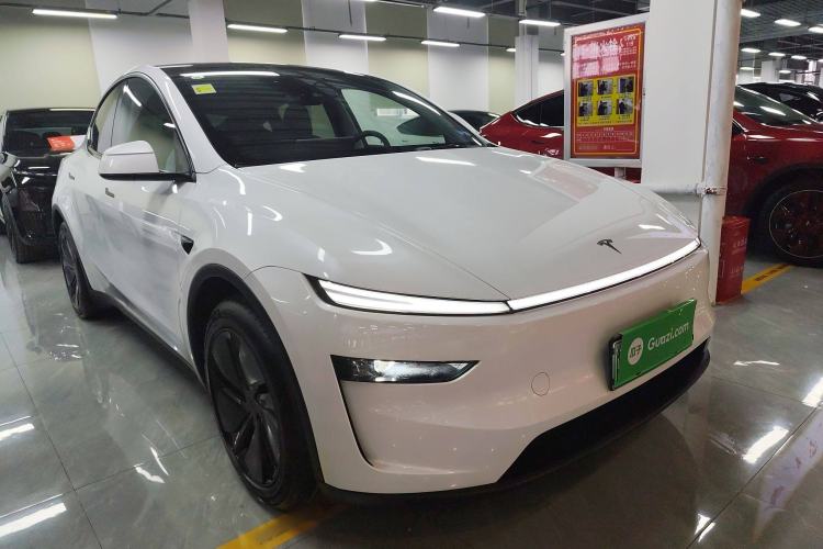 Used Tesla Model Y 2025 Long-Range All-Wheel Drive First Edition