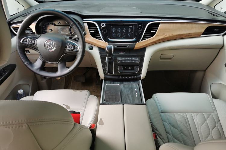 Used Buick GL8 2017 ES 28T Comfort Model China V Standard