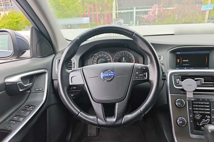 Used Volvo S60 2012 T5 Comfort Edition Steering Wheel