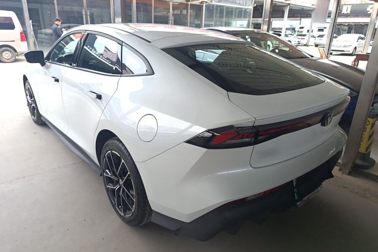 Used CHANGAN UNI-V iDD 2024 Blue Whale Smart Electric iDD 136km ZhiKu Model