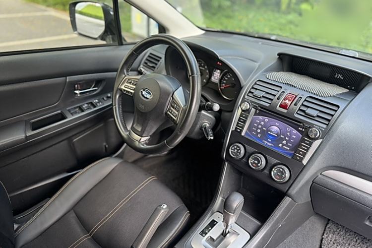 Used Subaru XV 2014 2.0i Comfort Edition
