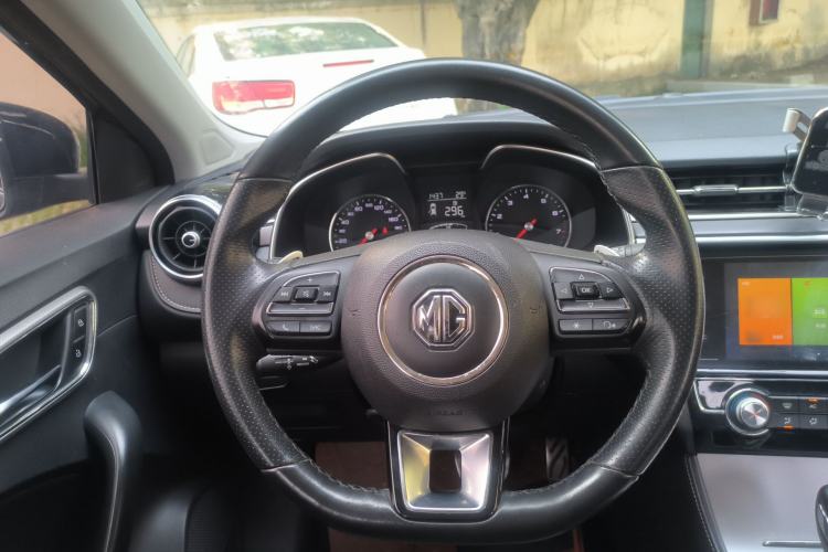 Used MG 6 2017 20T Automatic Luxury Smart Connect Version China V Standard Steering Wheel