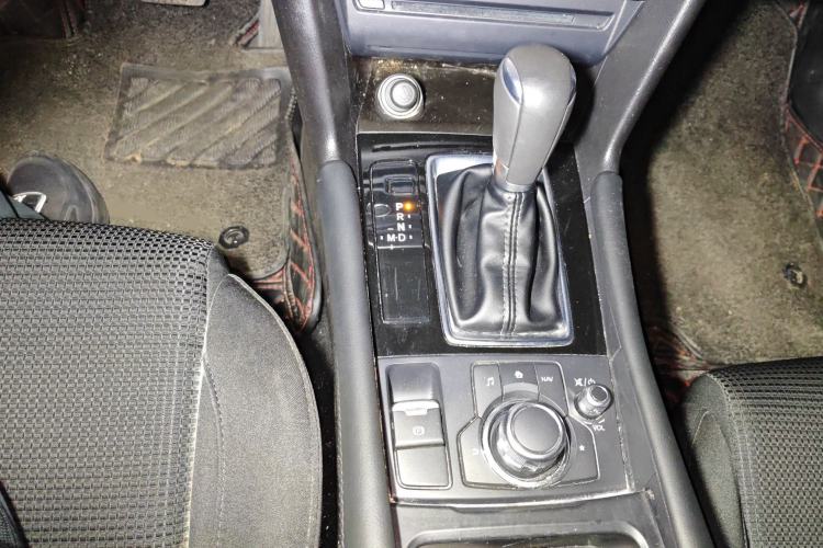 Used Mazda 3 Axela 2019 Cloud-Controlled Version Hatchback 2.0L Automatic Luxury Model China VI Standard