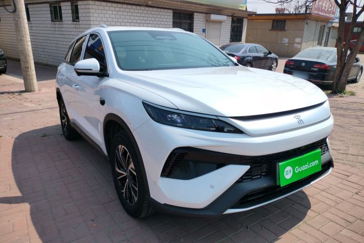 Used BYD Song Pro New Energy 2025 2nd Generation Intelligent Driving Version DM-i 75KM Leading Edition Front Right 45 Deg