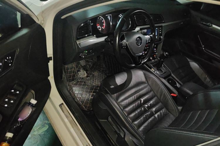 Used Volkswagen Lamando 2017 280TSI Manual Comfort Edition