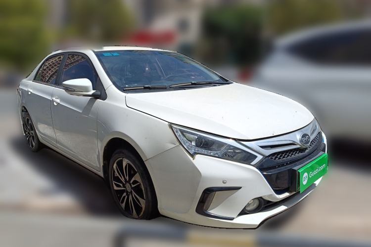 Used BYD Qin New Energy 2015 1.5T Dual-Crown Flagship Plus Edition
