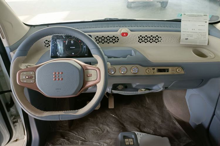 Used Dongfeng Fengon MINIEV 2022 Candy Edition Lightly Sweeted Center Console