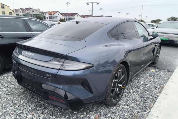 Used Xiaomi Auto SU7 2024 Rear-Drive Standard Founder Edition Rear Right 45 Deg