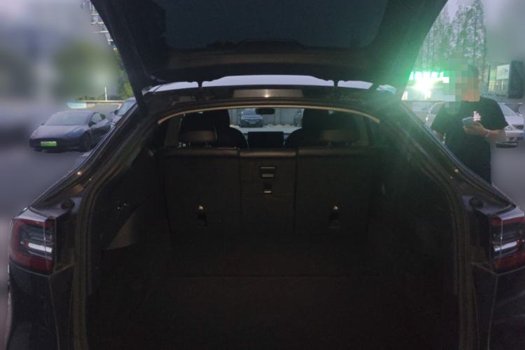 Used Tesla Model Y 2021 Standard Range Rear-Wheel Drive Version