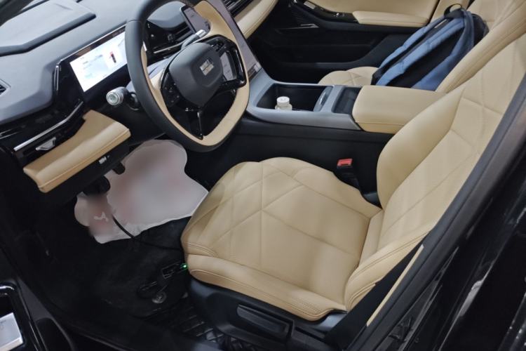 Used Geely Galaxy L6 2023 60km PLUS