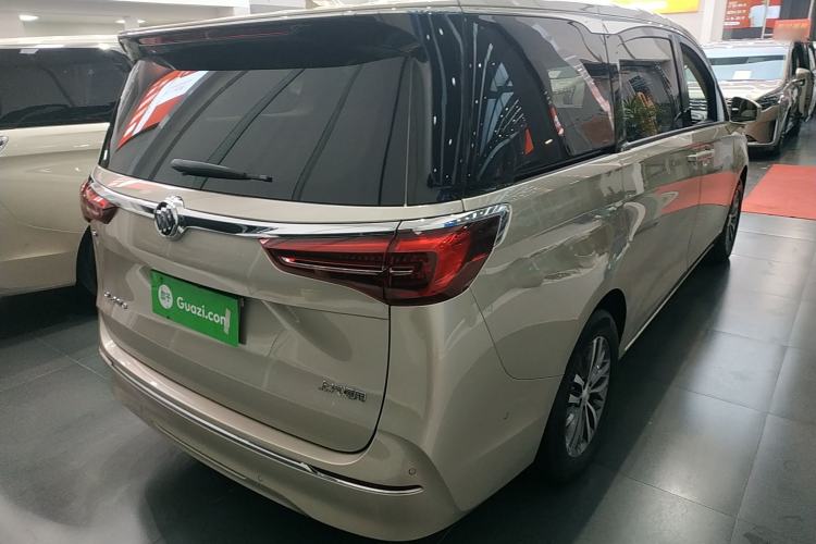 Used Buick GL8 2022 ES Landtrek 653T Luxury Edition