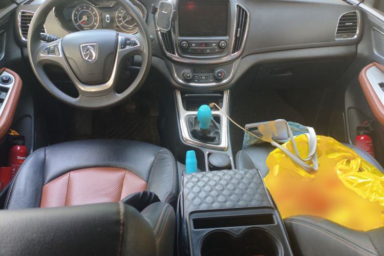 Used Baojun 560 2015 1.8L Manual Elite Edition