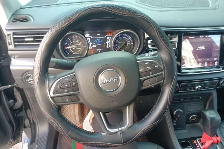 Used Jeep Grand Commander 2018 2.0T Four-Wheel Drive Enjoyment Edition China VI
