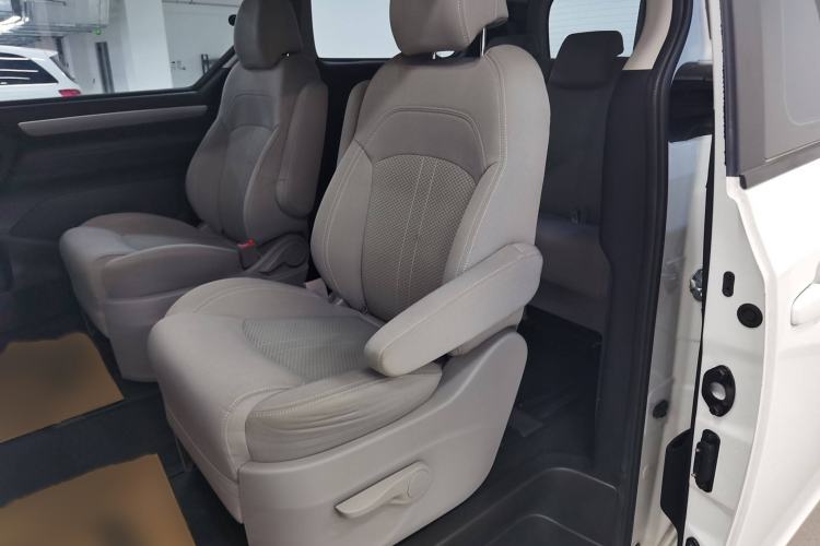 Used SAIC MAXUS G10 2022 2.0T Automatic Smart Enjoyment Version Gasoline 7 Seats