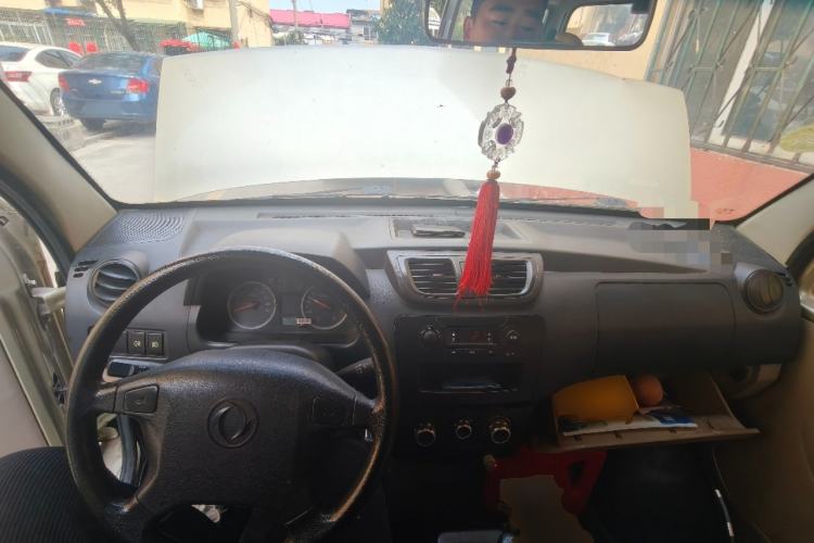 Used Dongfeng Xiaokang V29 2012 1.2L Standard Version Center Console