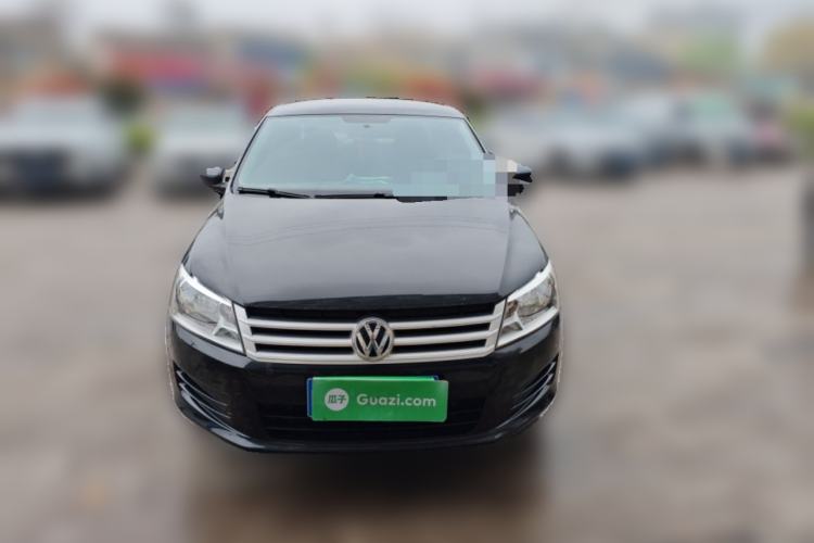 Used Volkswagen Santana 2015 1.4L Manual Fashion Edition Front