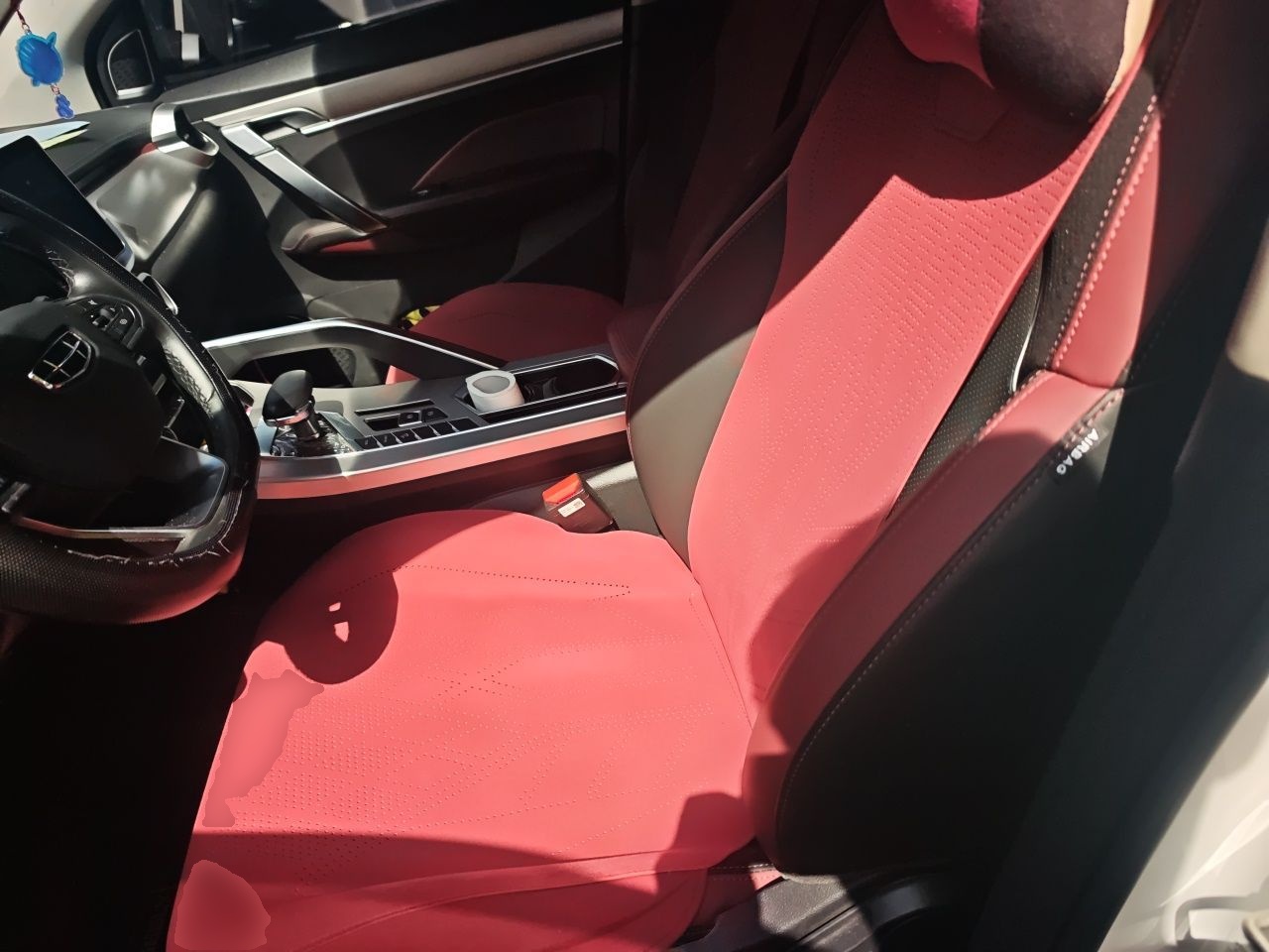 Geely Auto Coolray 2021 1.4T DCT Diamond Edition — снимка 15