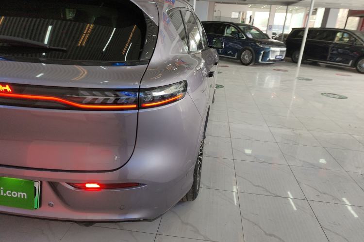 Used VOYAH FREE 2025 Model FREE+ Four-Wheel-Drive Qiankun Edition
