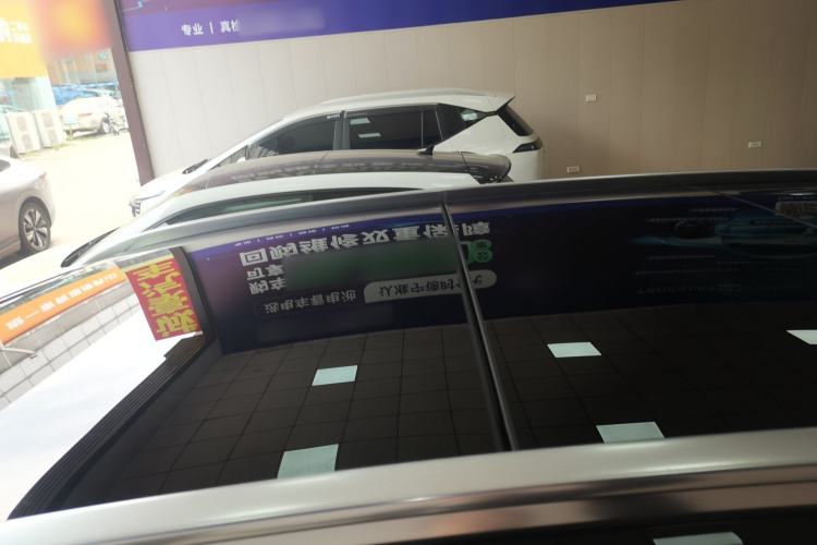 Used Mercedes-Benz GLC 2022 Refreshed GLC 300 L 4MATIC Dynamic Edition Prestige Version Roof