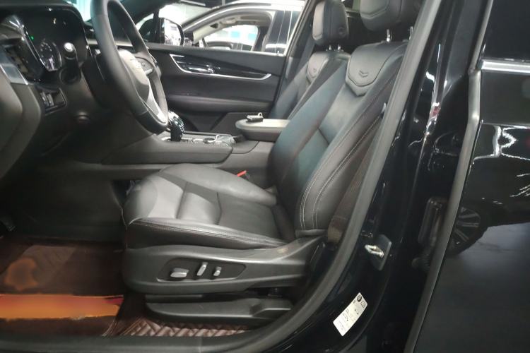 Used Cadillac XT6 2021 28T Six-Seater Luxury Version