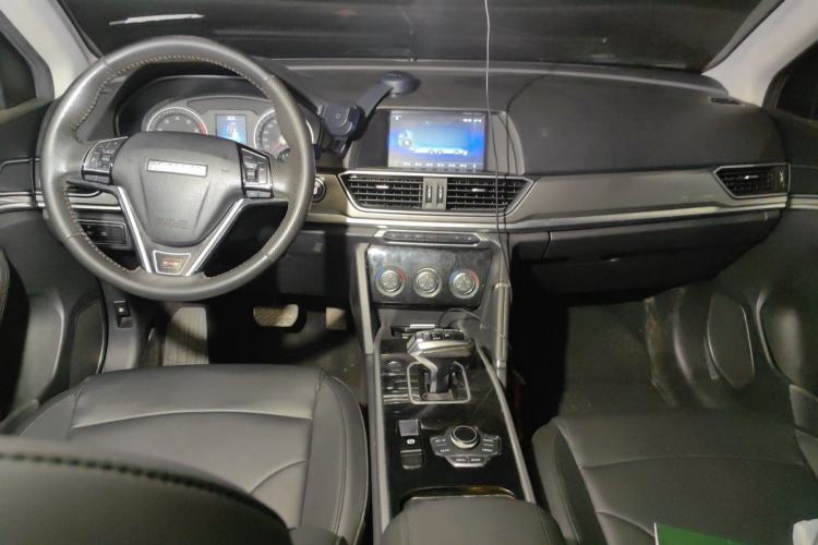Used Haval H6 2018 Red-Label Sport Edition 1.5T Automatic Two-Wheel Drive Elite Model Center Console