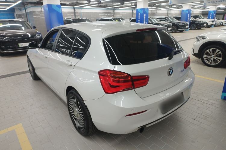 Used BMW 1 Series 2015 120i Sport Design Package Rear Left 45 Deg