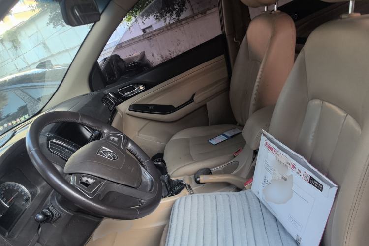 Used Baojun 730 2014 1.5L manual luxury trim 7 seats