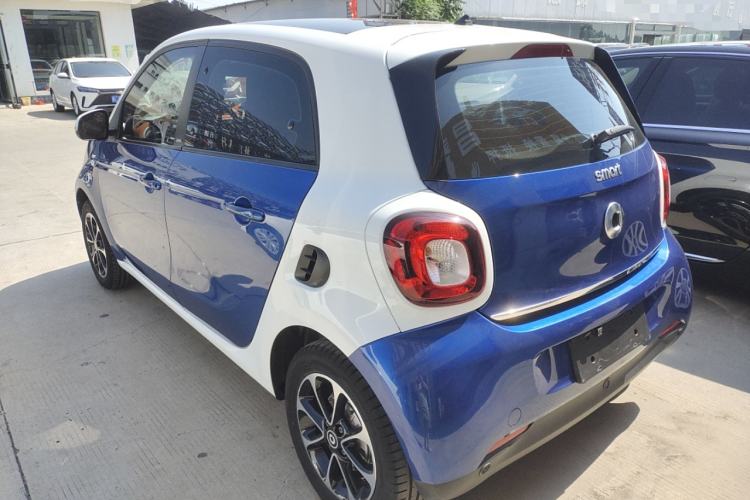 Used smart forfour 2016 1.0L 52 kW Passion Edition