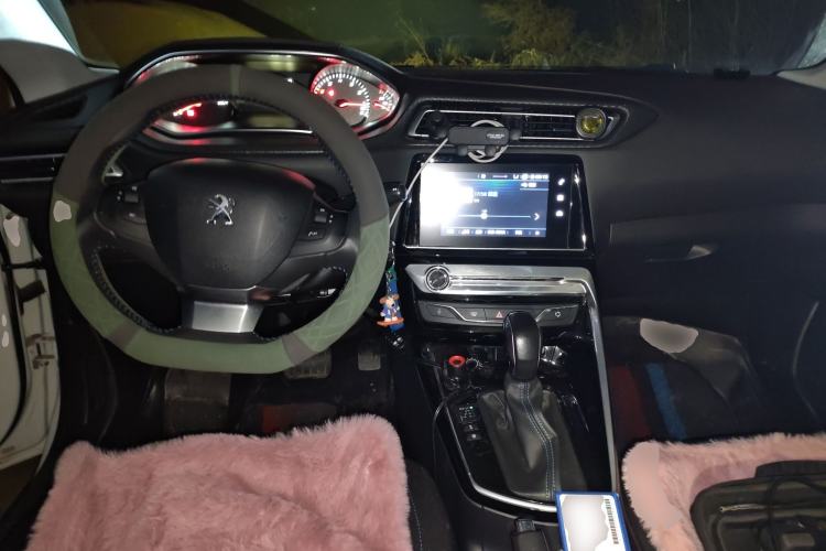 Used Peugeot 308 2018 1.6L Automatic Luxury Edition
