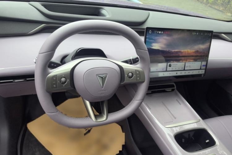 Used Deepal L06 2026 Model 560Ultra+ Laser Edition Steering Wheel