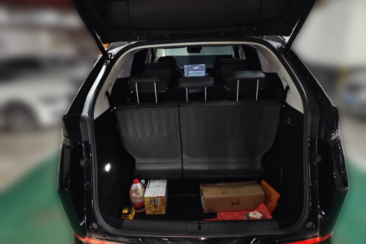 Used XPeng X9 2024 640 All-Wheel Drive High-Performance Max