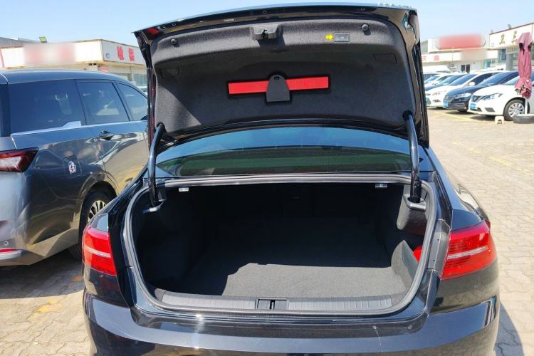 Used Volkswagen Magotan 2019 330TSI DSG Luxury Version China VI Standard
