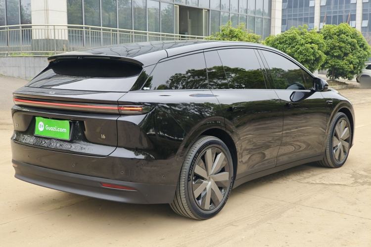 Used Li Auto i6 2025 Model Four-Wheel-Drive Standard Type Exterior 6