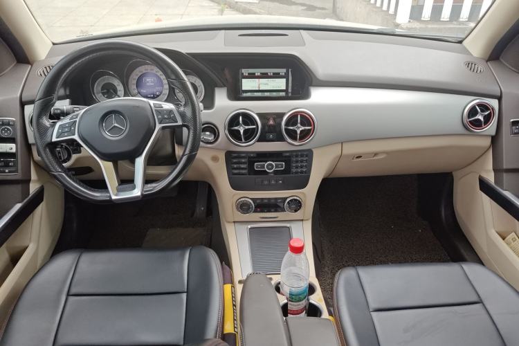 Used Mercedes-Benz GLK-Class 2015 GLK 260 4MATIC Dynamic Edition Ultimate Version Center Console