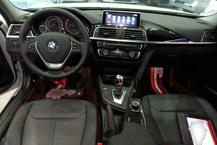 Used BMW 3 Series 2017 318Li Fashion Model
