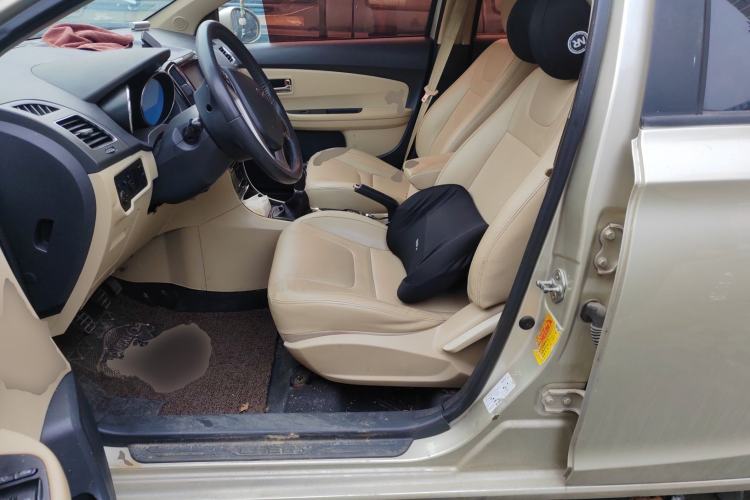 Used Chery E3 2013 1.5L Manual ZhiShang Model
