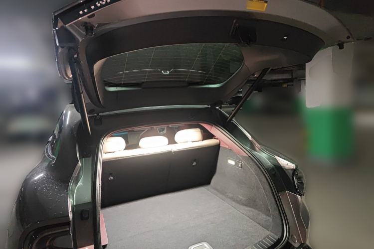 Used Xiaomi Auto YU7 2025 Ultra-Long Range High-Performance All-Wheel-Drive Max Edition