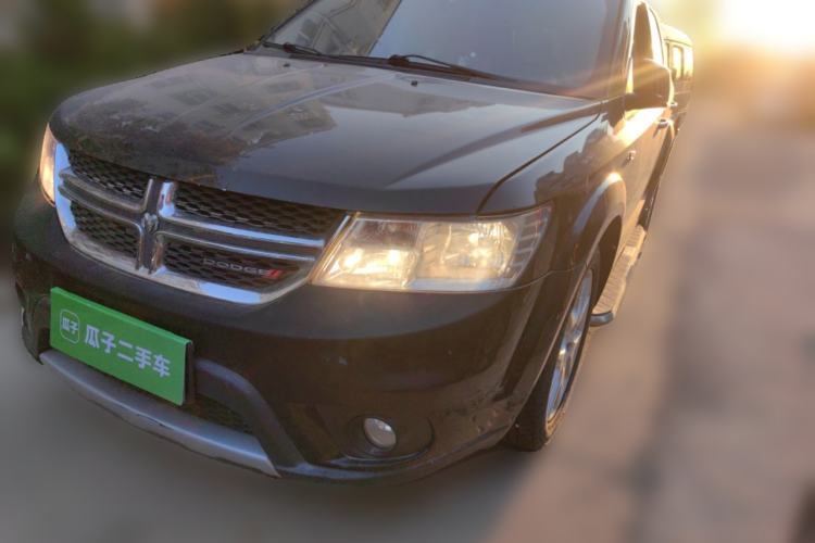 Used Dodge Journey 2013 2.4L Two-Wheel Drive Luxury Version