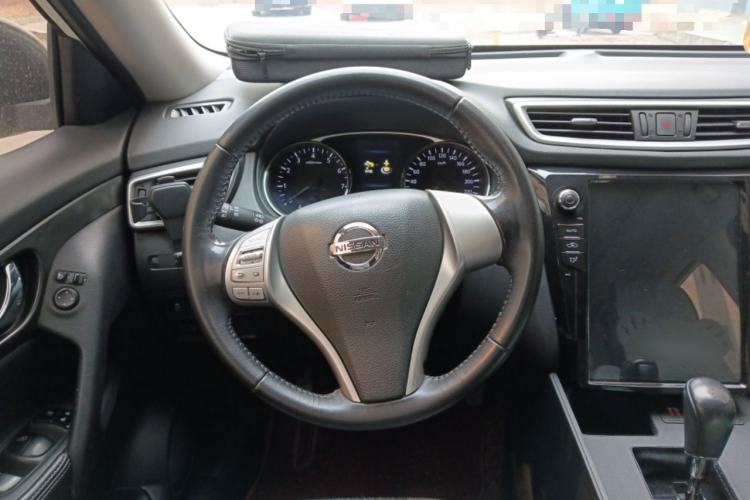 Used Nissan X-Trail 2015 2.0L CVT Comfort MAX Edition 2WD
