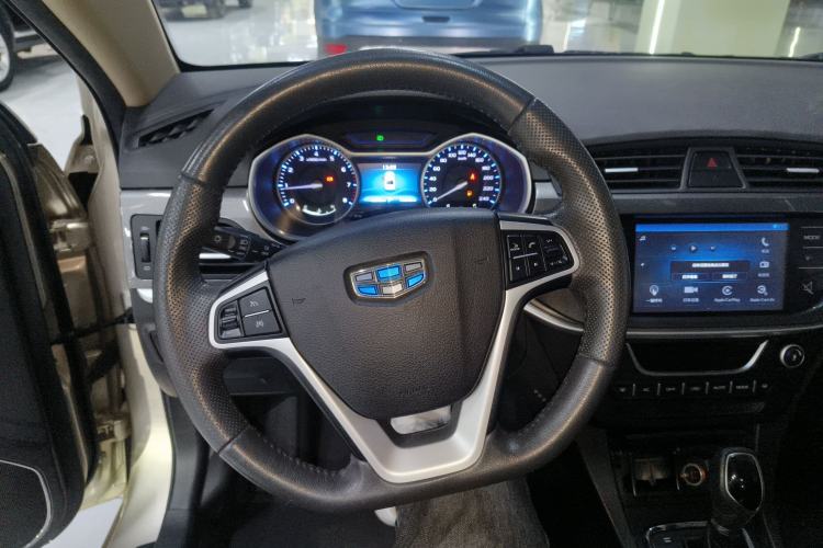 Used Geely Auto Emgrand 2017 Sedan Million Edition 1.5L CVT Upward Version Steering Wheel